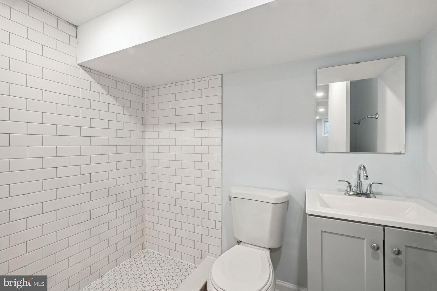 9405 Rhode Island Ave Property Photo 32