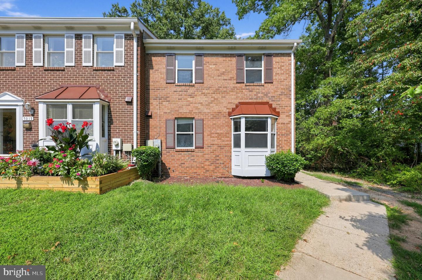 7013 PALAMAR TURN Property Photo 1