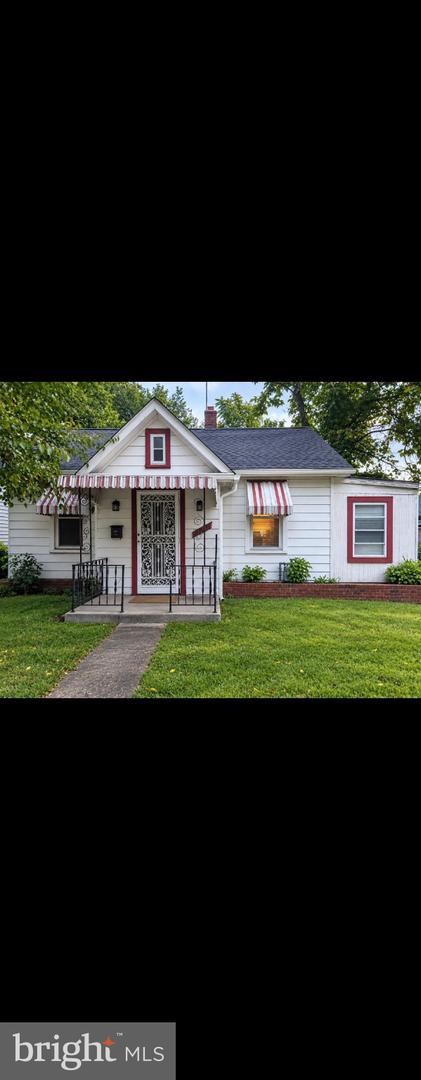 4105 Cottage Ter Property Photo 1