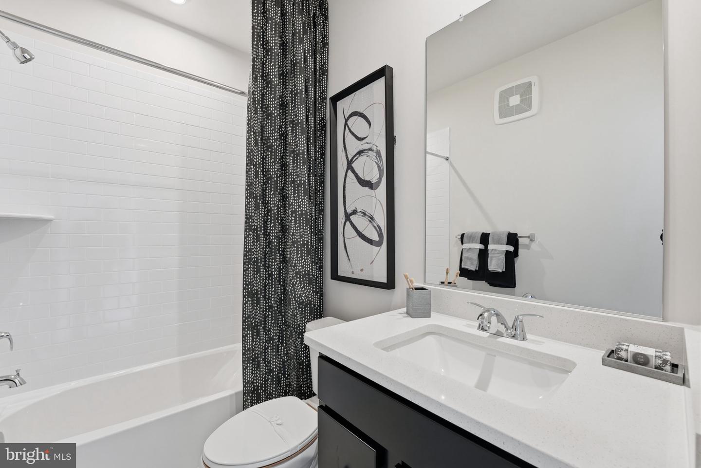 6700 Penrose Ln Property Photo 14