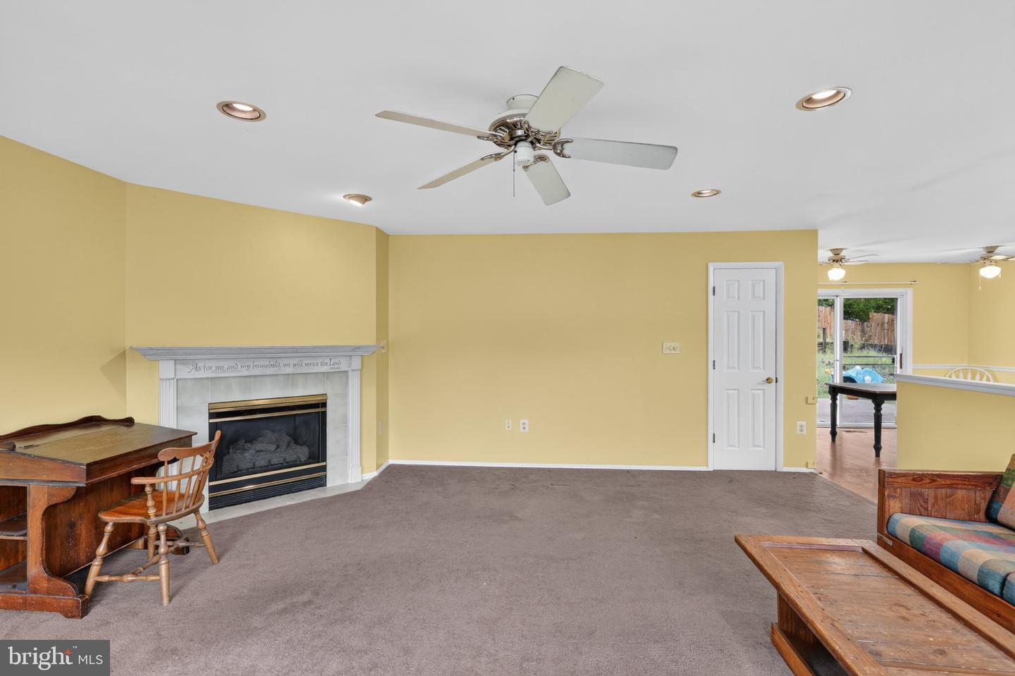 2220 Hallow Ln Property Photo 13