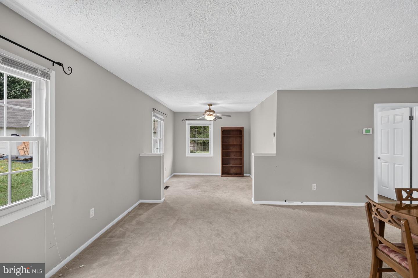 2220 Hallow Ln Property Photo 14