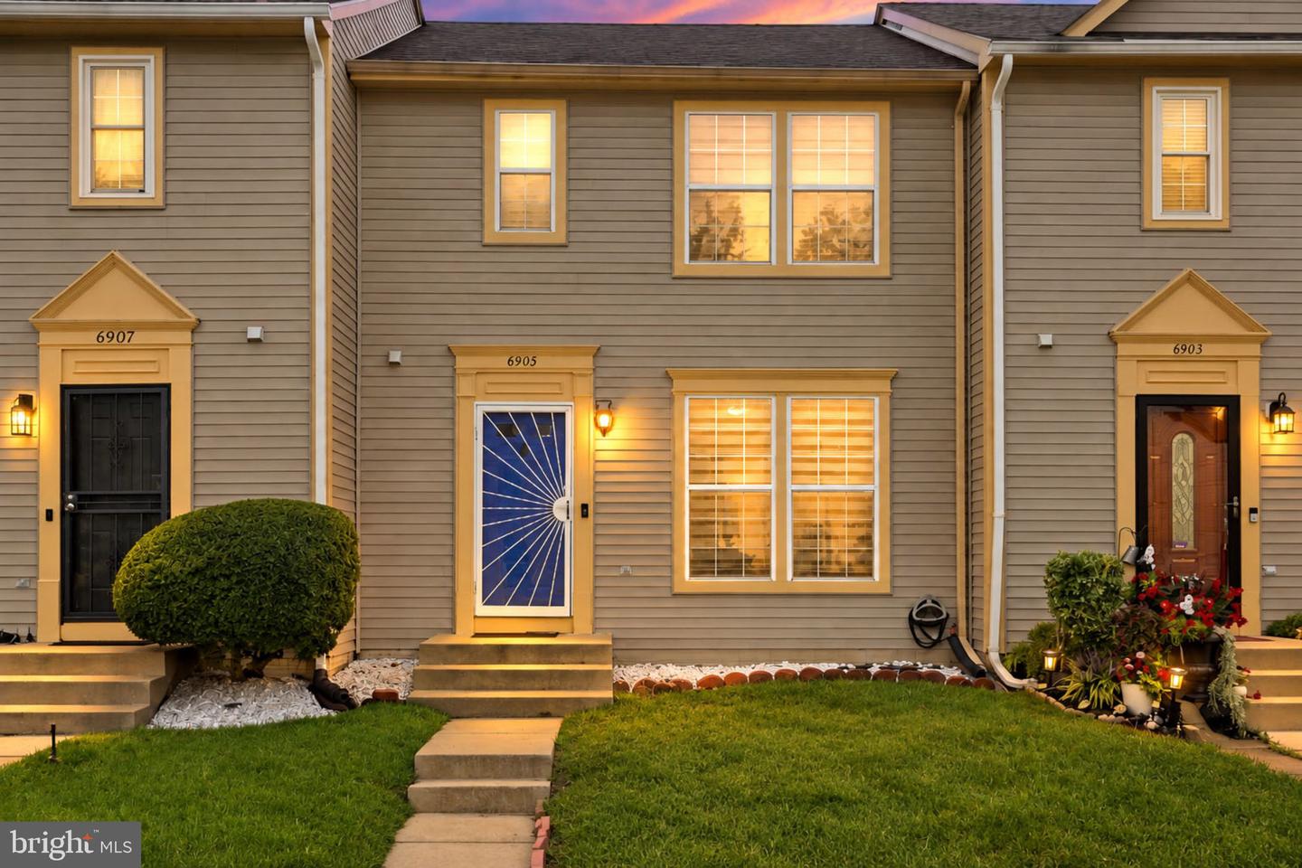 6905 MOUNTAIN LAKE PL Property Photo 1