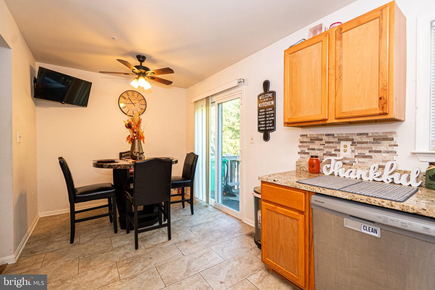 105 College Station Dr Property Photo 8