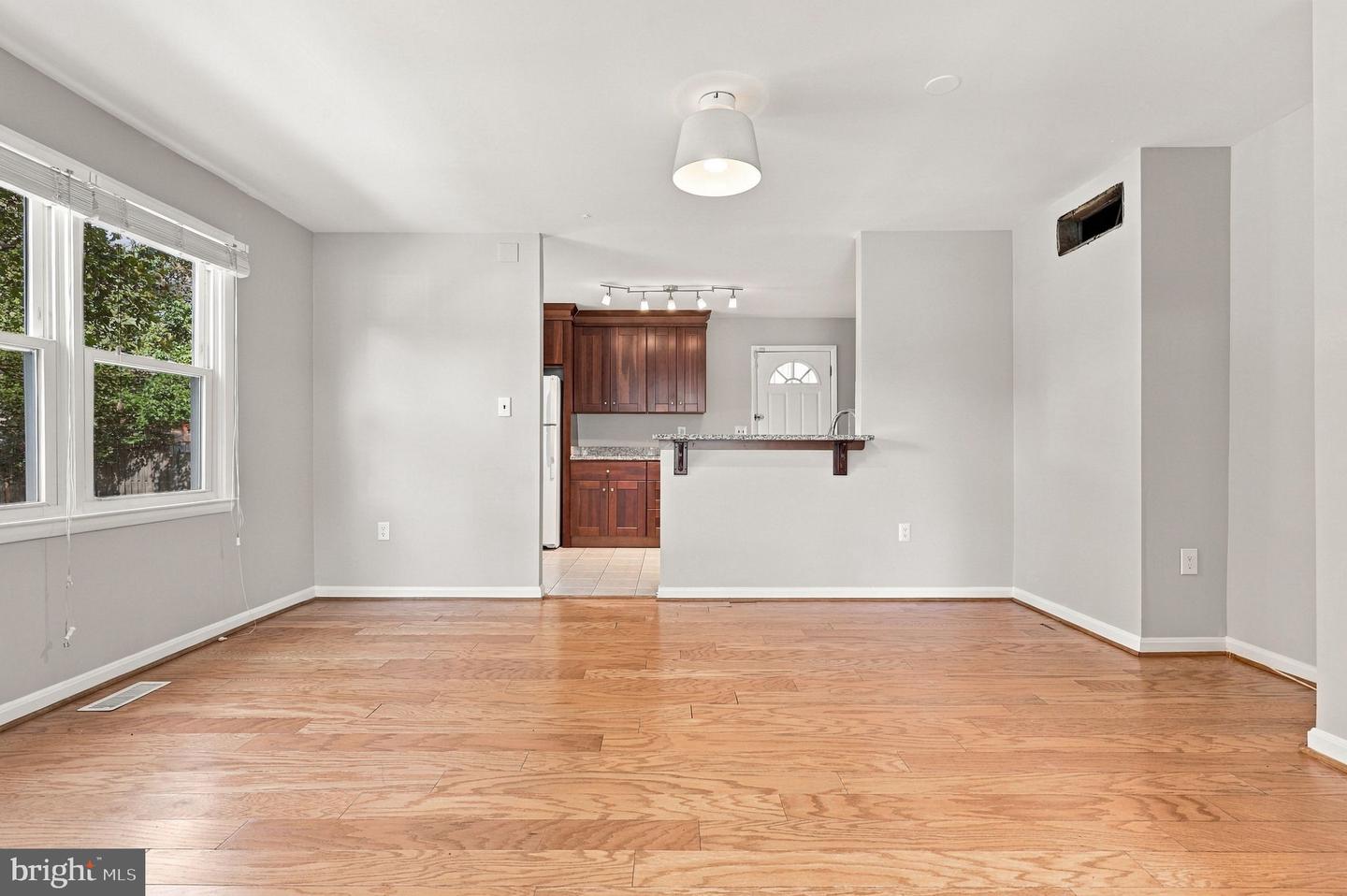 8459 Imperial Dr #4-a Property Photo 9