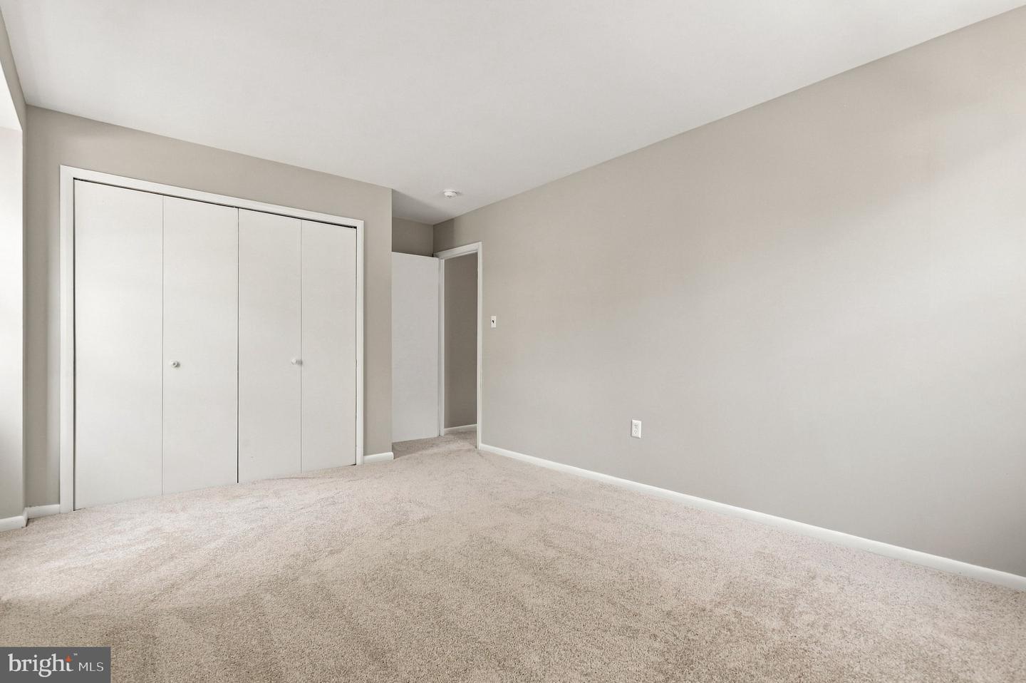 8459 Imperial Dr #4-a Property Photo 25