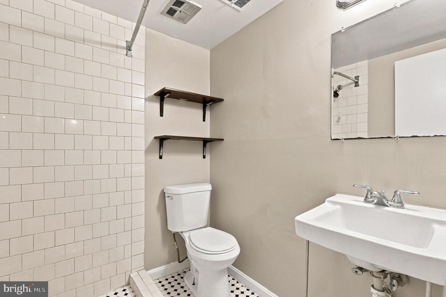 8459 Imperial Dr #4-a Property Photo 29