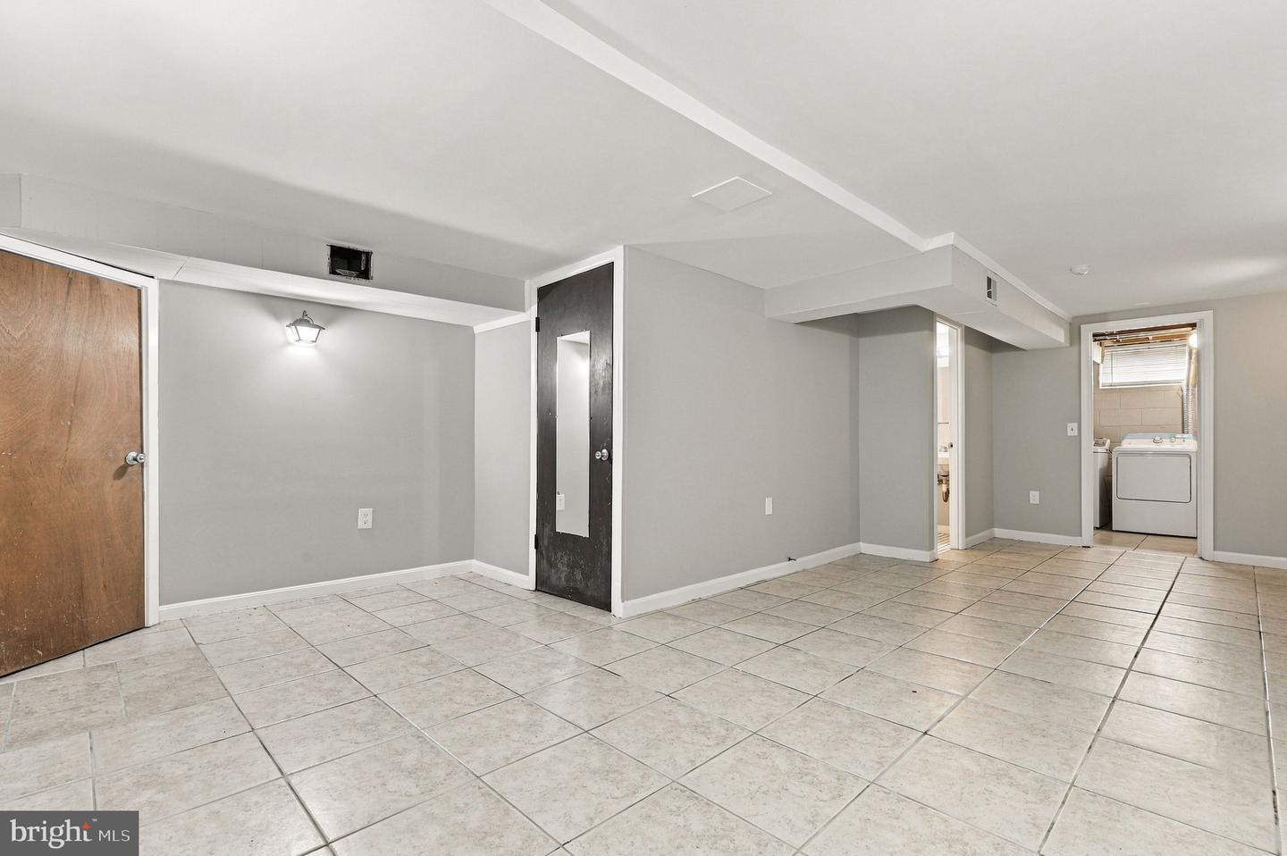 8459 Imperial Dr #4-a Property Photo 30