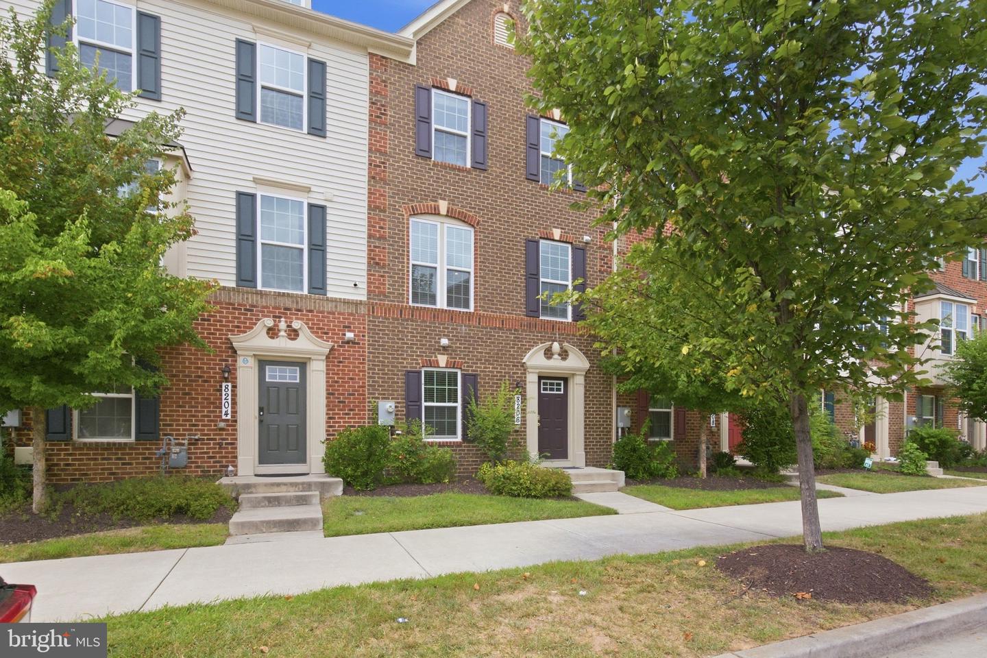 8206 Greenbelt Station Pkwy Property Photo 2