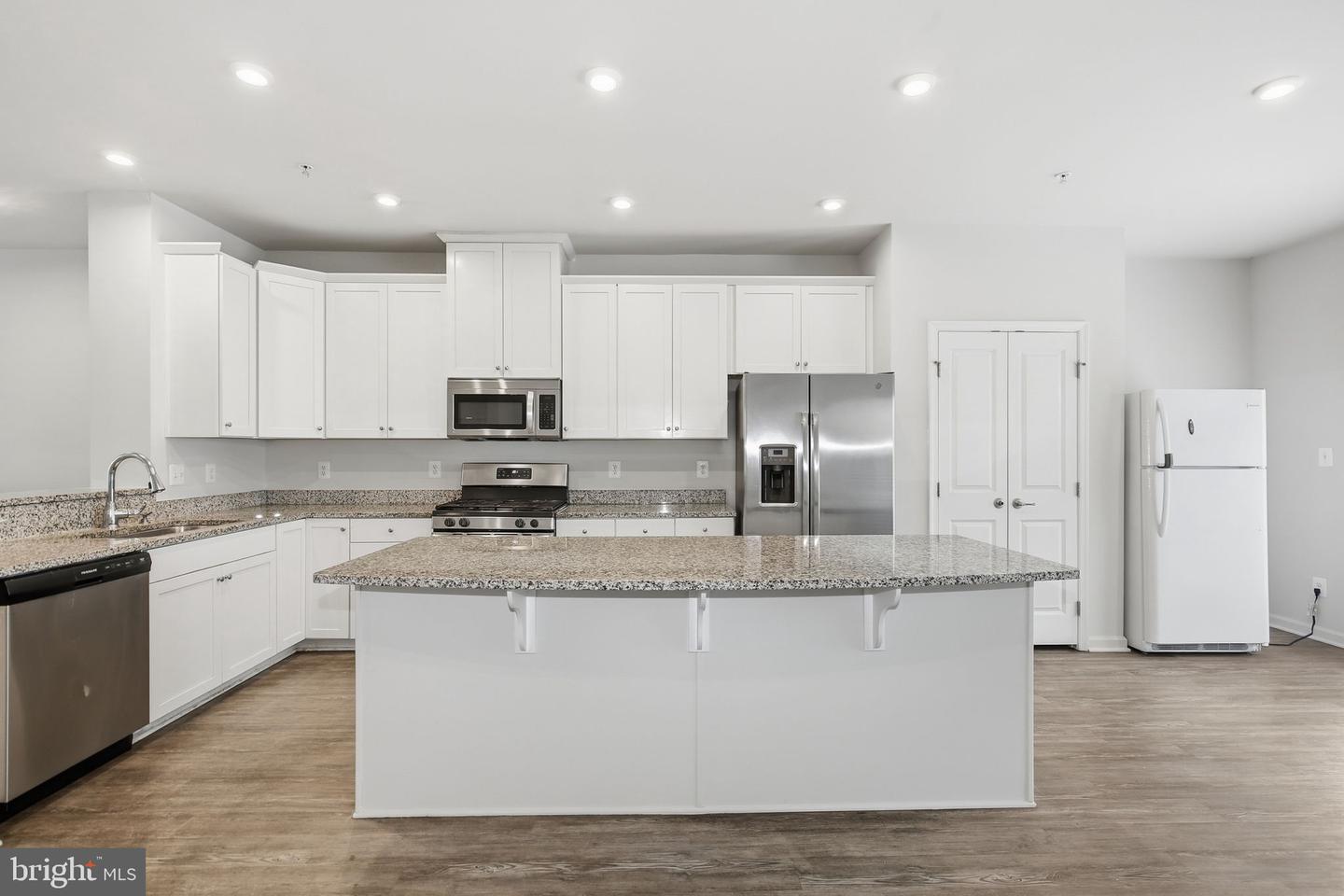 8206 Greenbelt Station Pkwy Property Photo 11