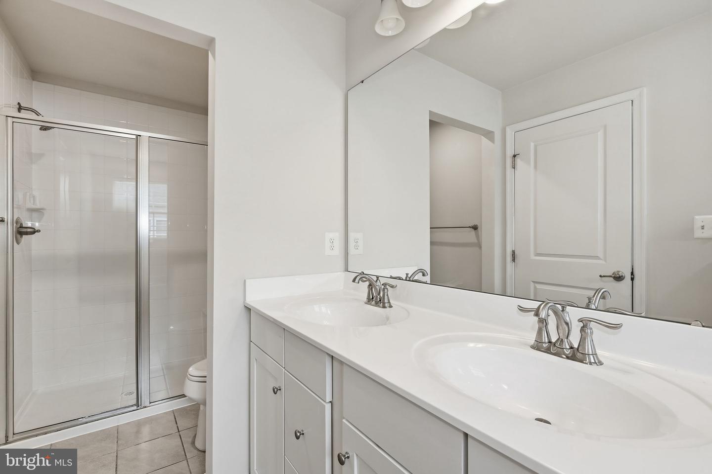 8206 Greenbelt Station Pkwy Property Photo 26