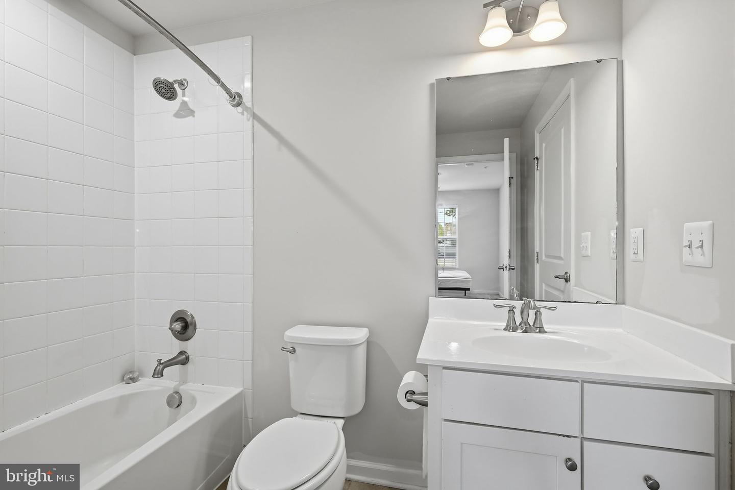 8206 Greenbelt Station Pkwy Property Photo 44