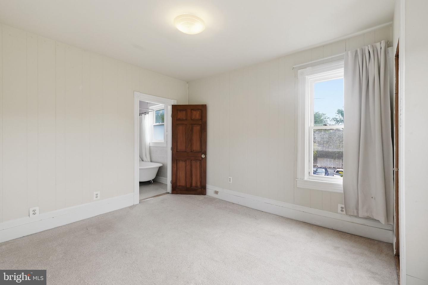 4232 Nicholson St Property Photo 22