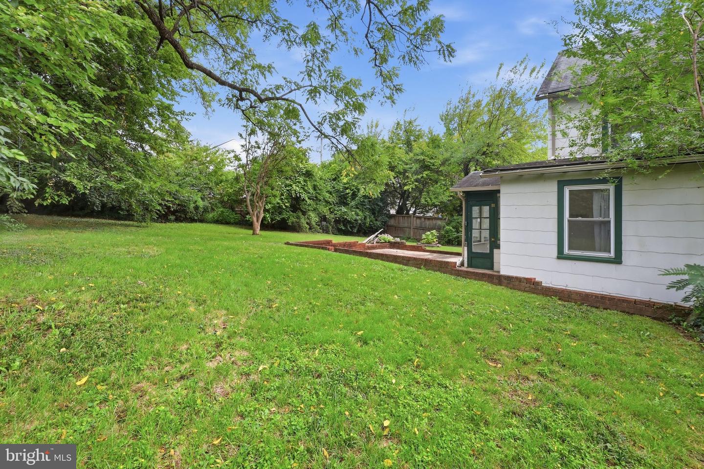 4232 Nicholson St Property Photo 32