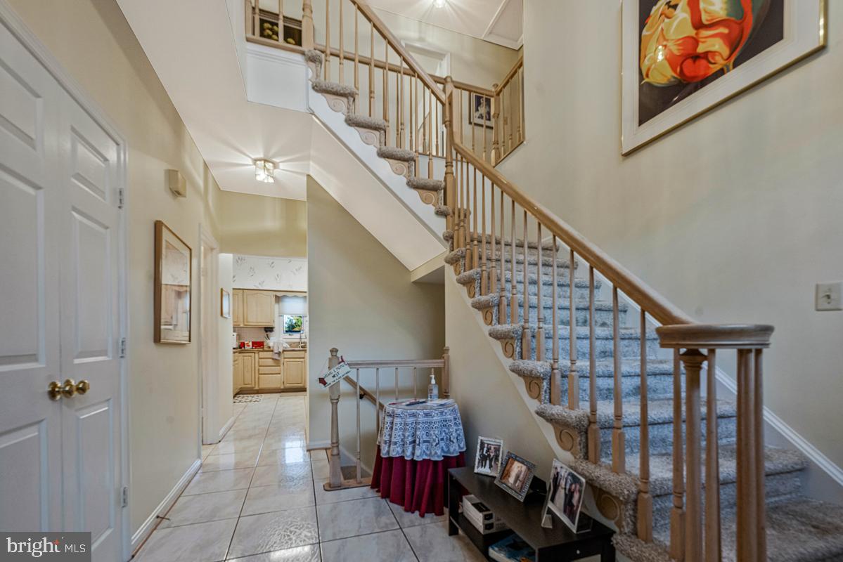10306 Clearwater Ct Property Photo 6