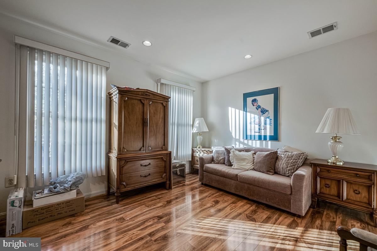 10306 Clearwater Ct Property Photo 21