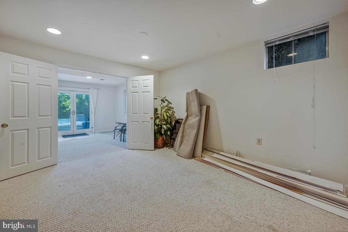 10306 Clearwater Ct Property Photo 38