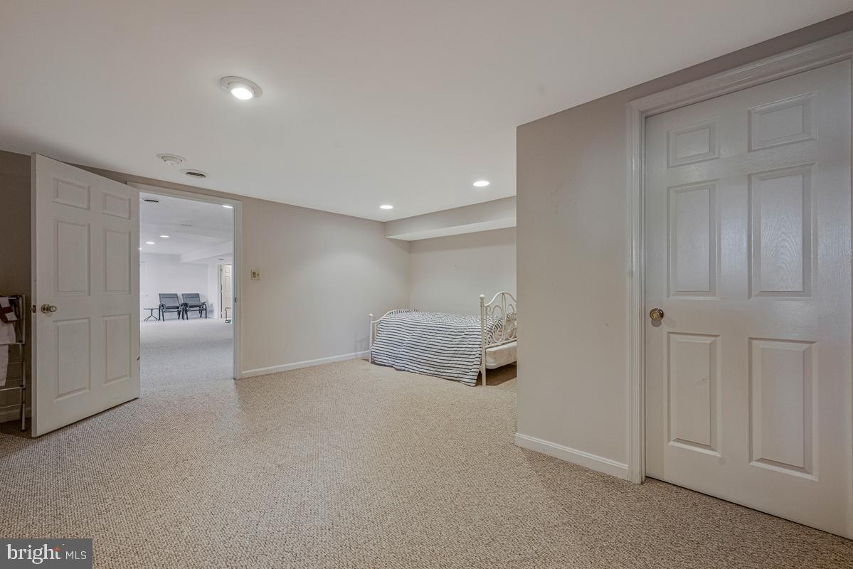 10306 Clearwater Ct Property Photo 43