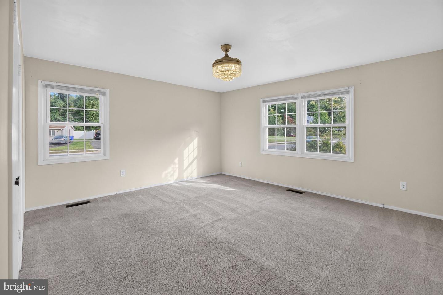 12508 Scarlet Ln Property Photo 28