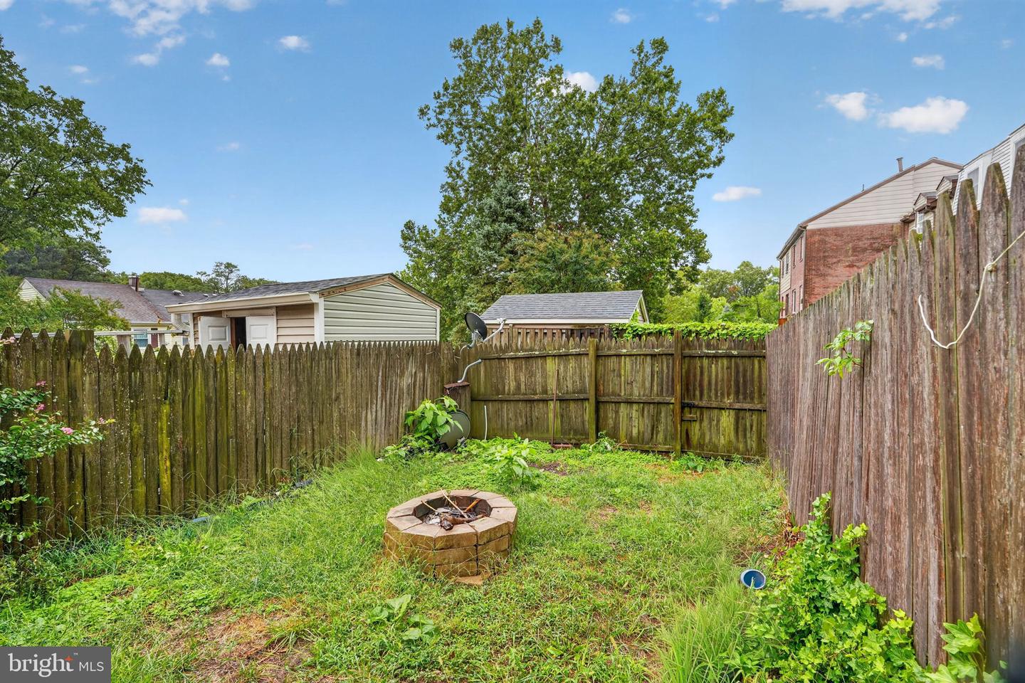 12914 Claxton Dr #4-h Property Photo 27