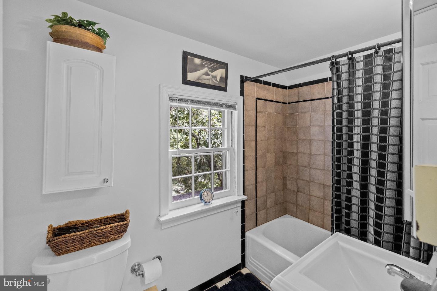 6715 Queens Chapel Rd Property Photo 32