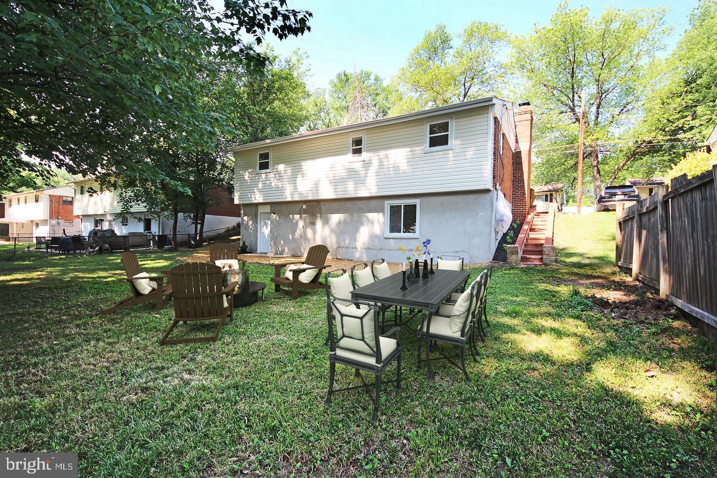 1312 Woodlark Drive Property Photo 3