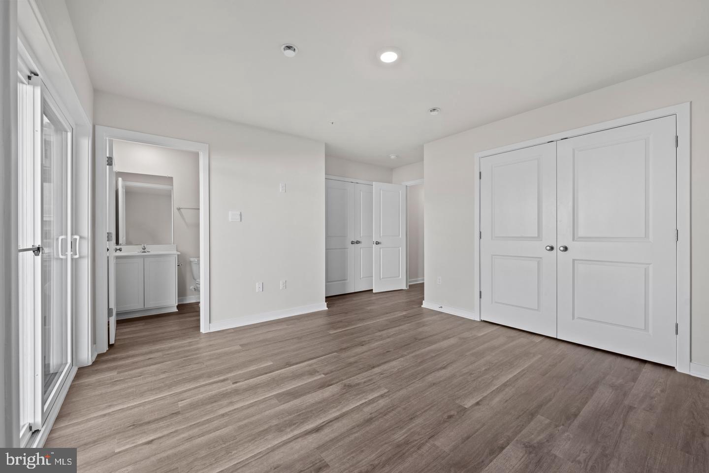 15043 Douglas Fir Ln Property Photo 7
