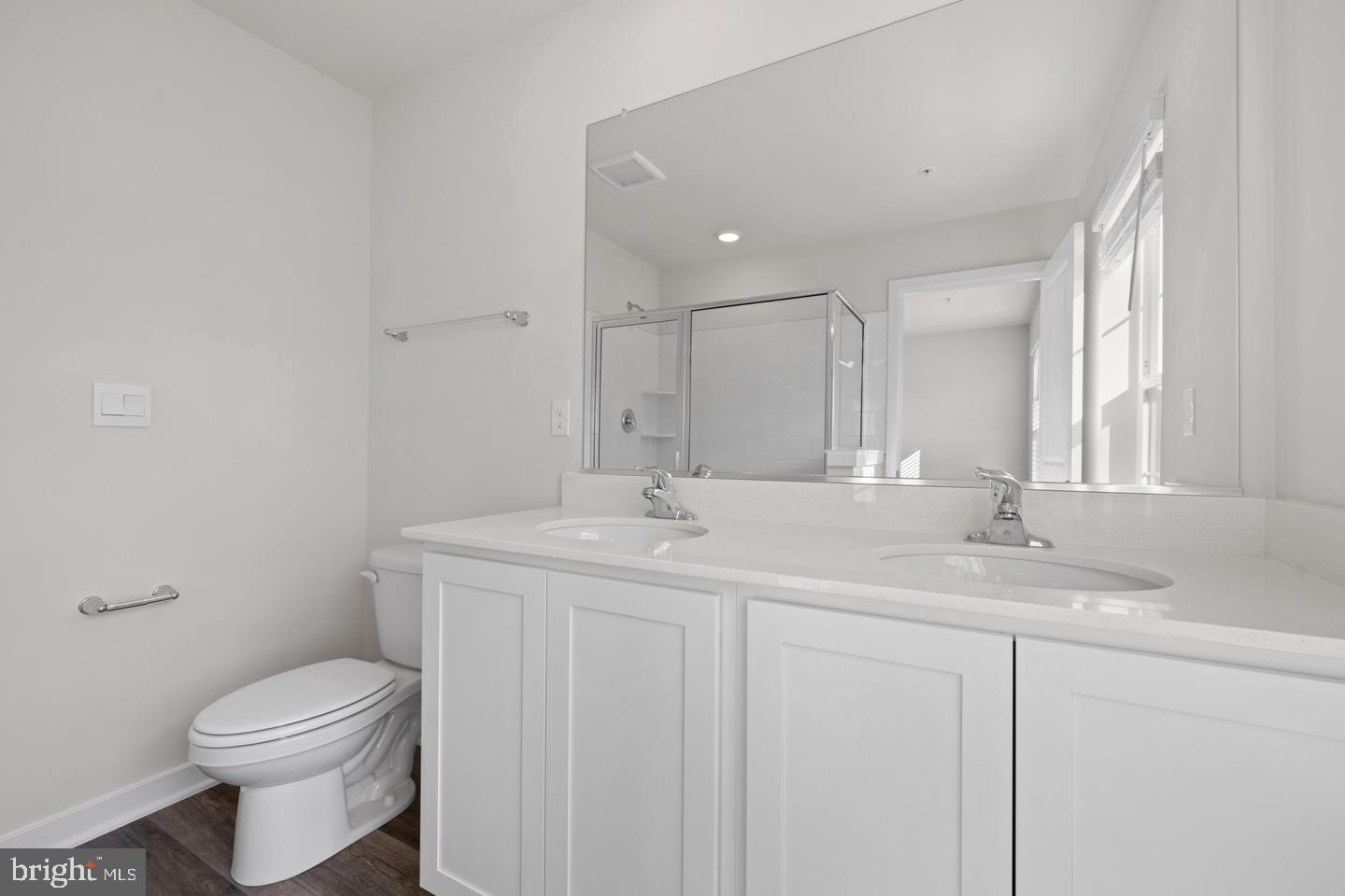 15043 Douglas Fir Ln Property Photo 24