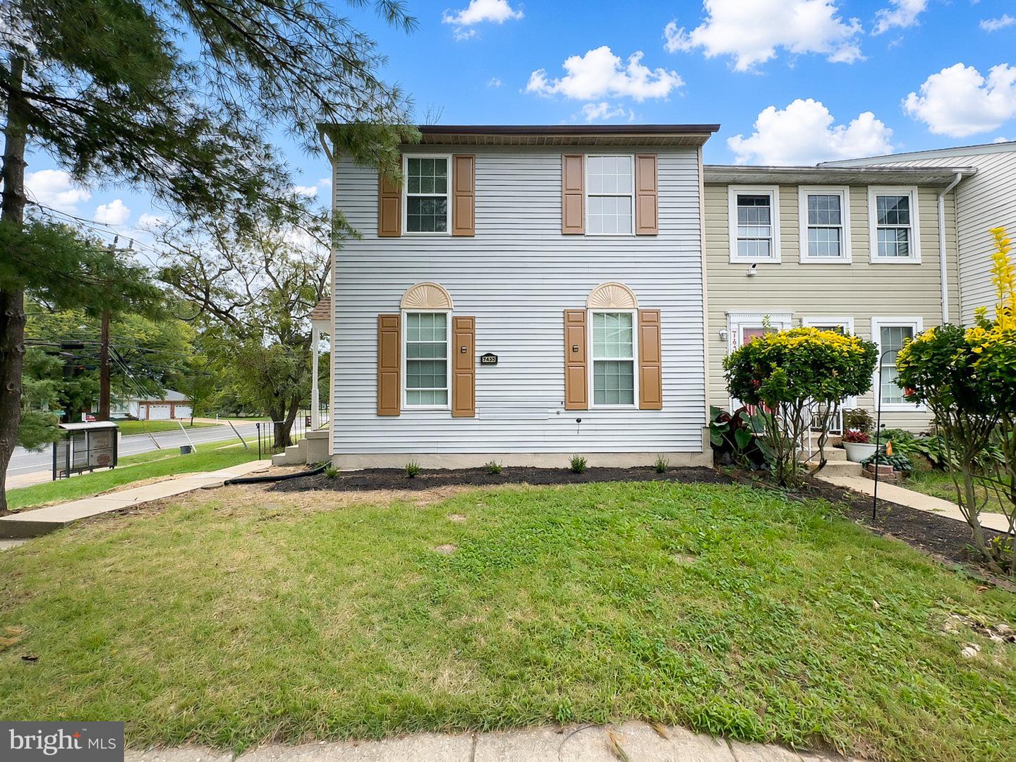 7435 SHADY GLEN TER Property Photo 1