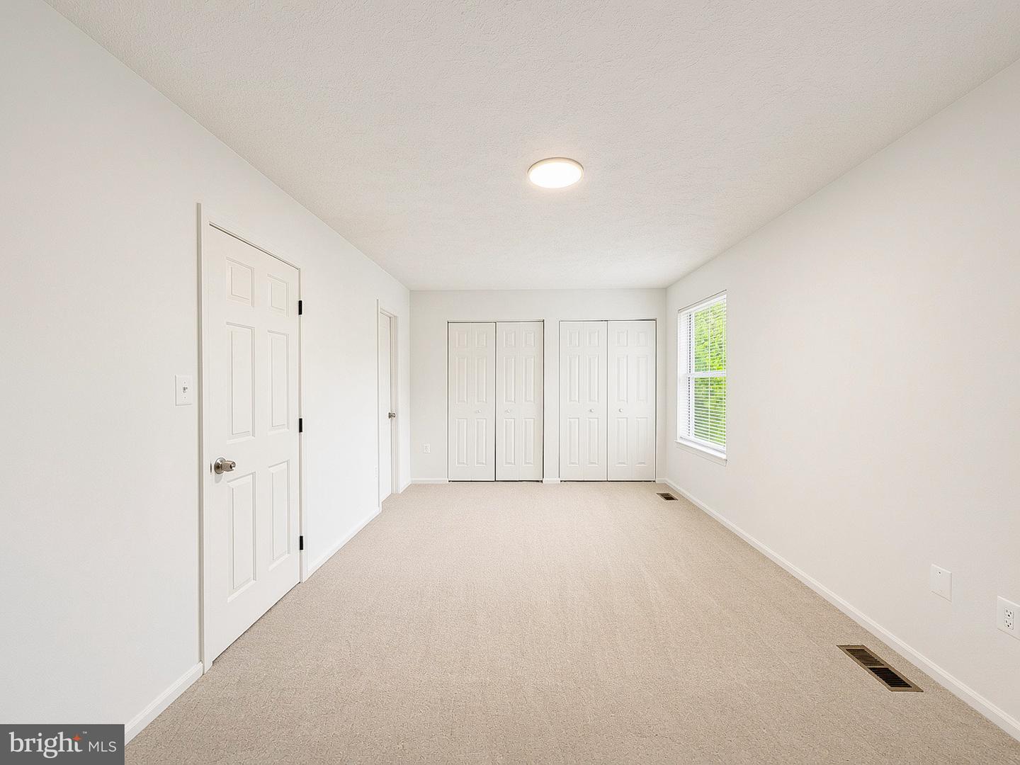 7435 Shady Glen Ter Property Photo 32