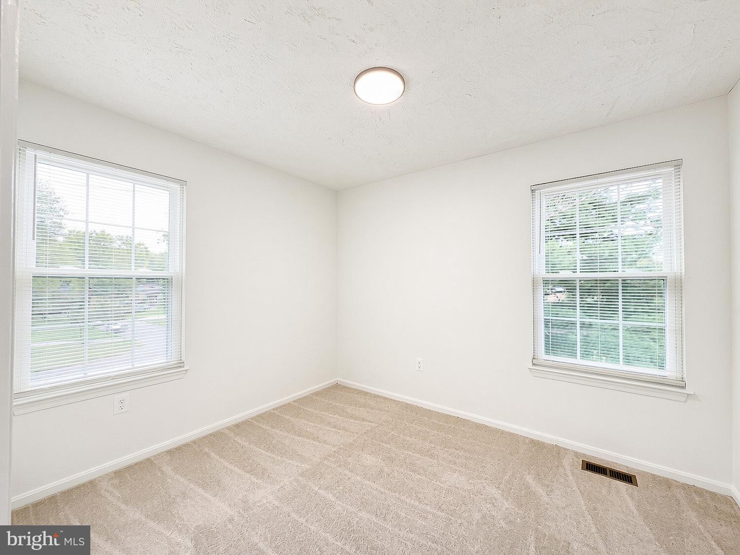 7435 Shady Glen Ter Property Photo 37