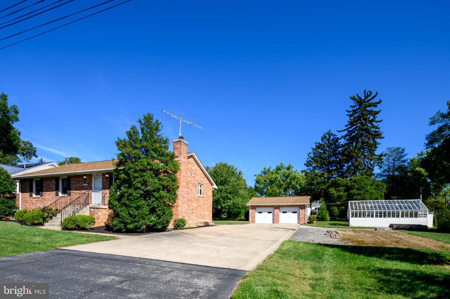 4806 Garrett Ave Property Photo 1