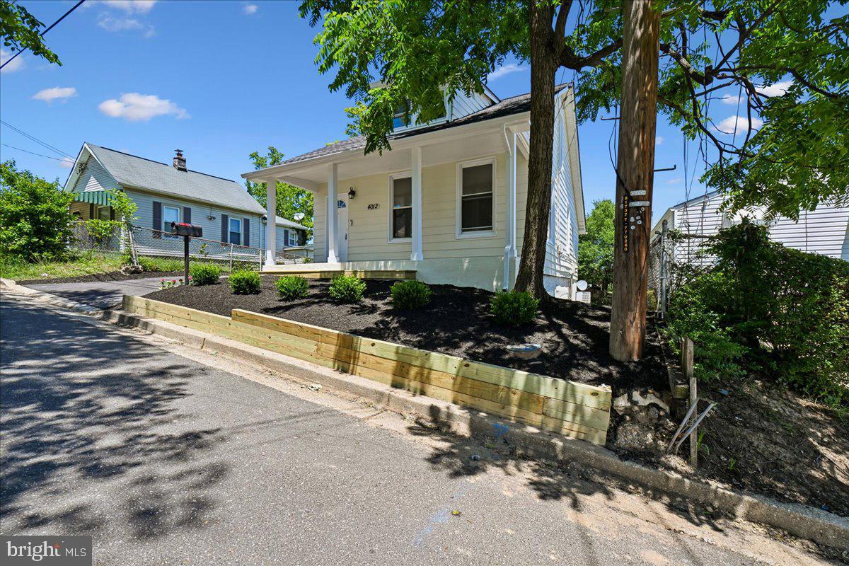 4012 Will St Property Photo 3