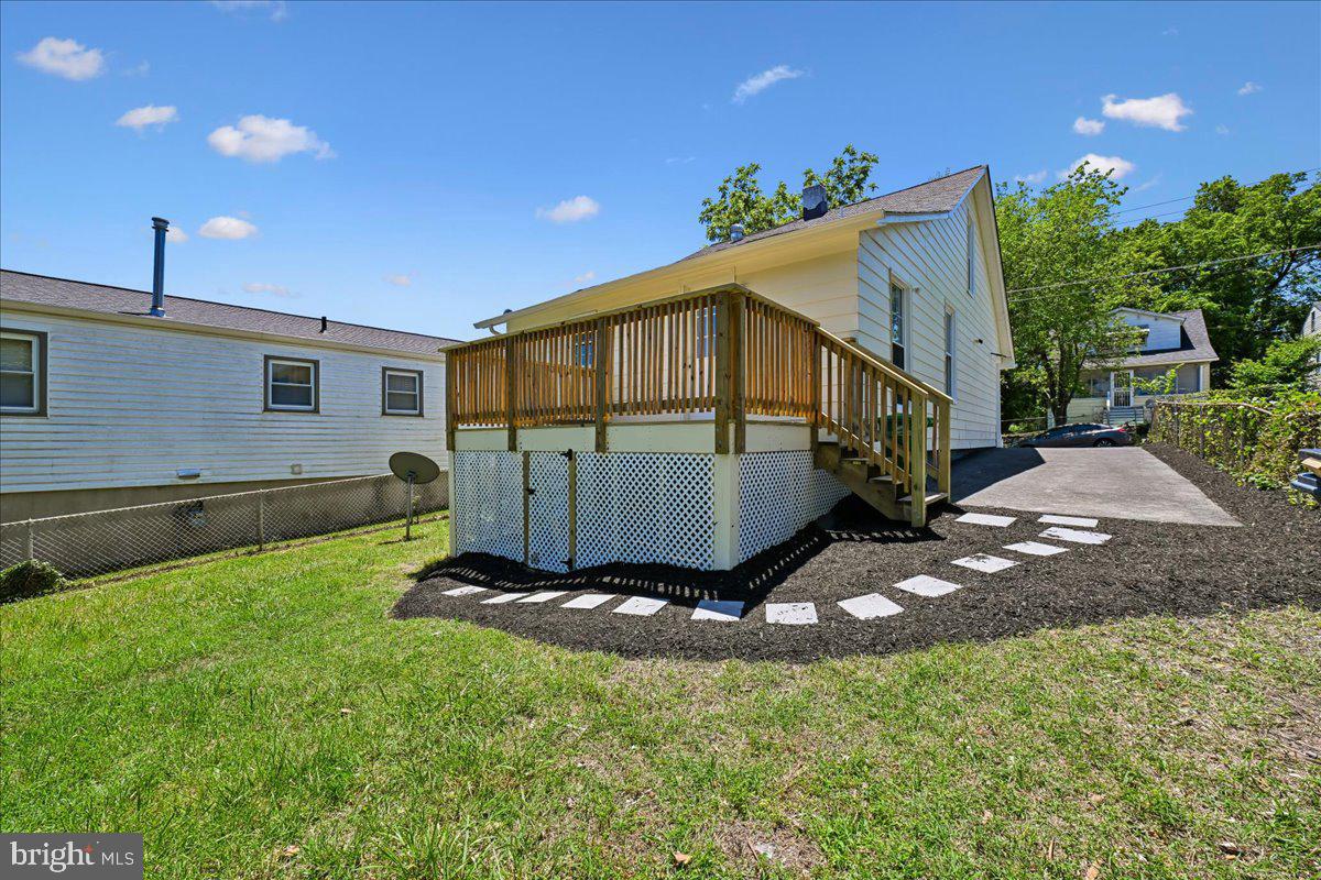 4012 Will St Property Photo 6