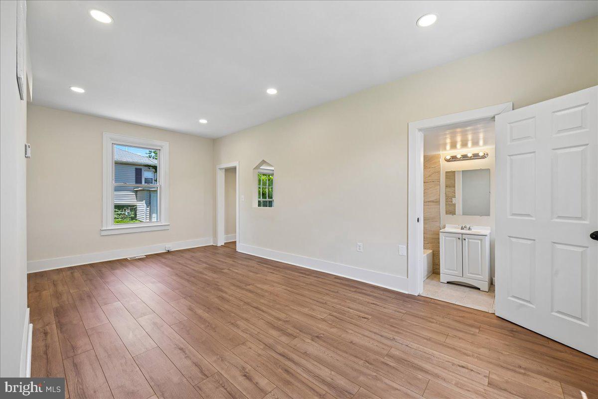 4012 Will St Property Photo 13