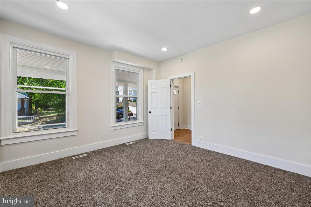 4012 Will St Property Photo 26