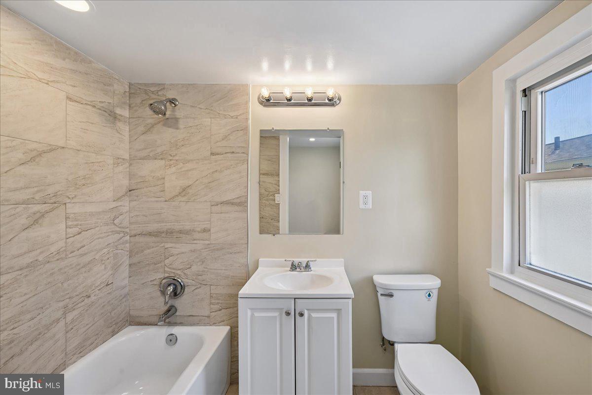 4012 Will St Property Photo 28