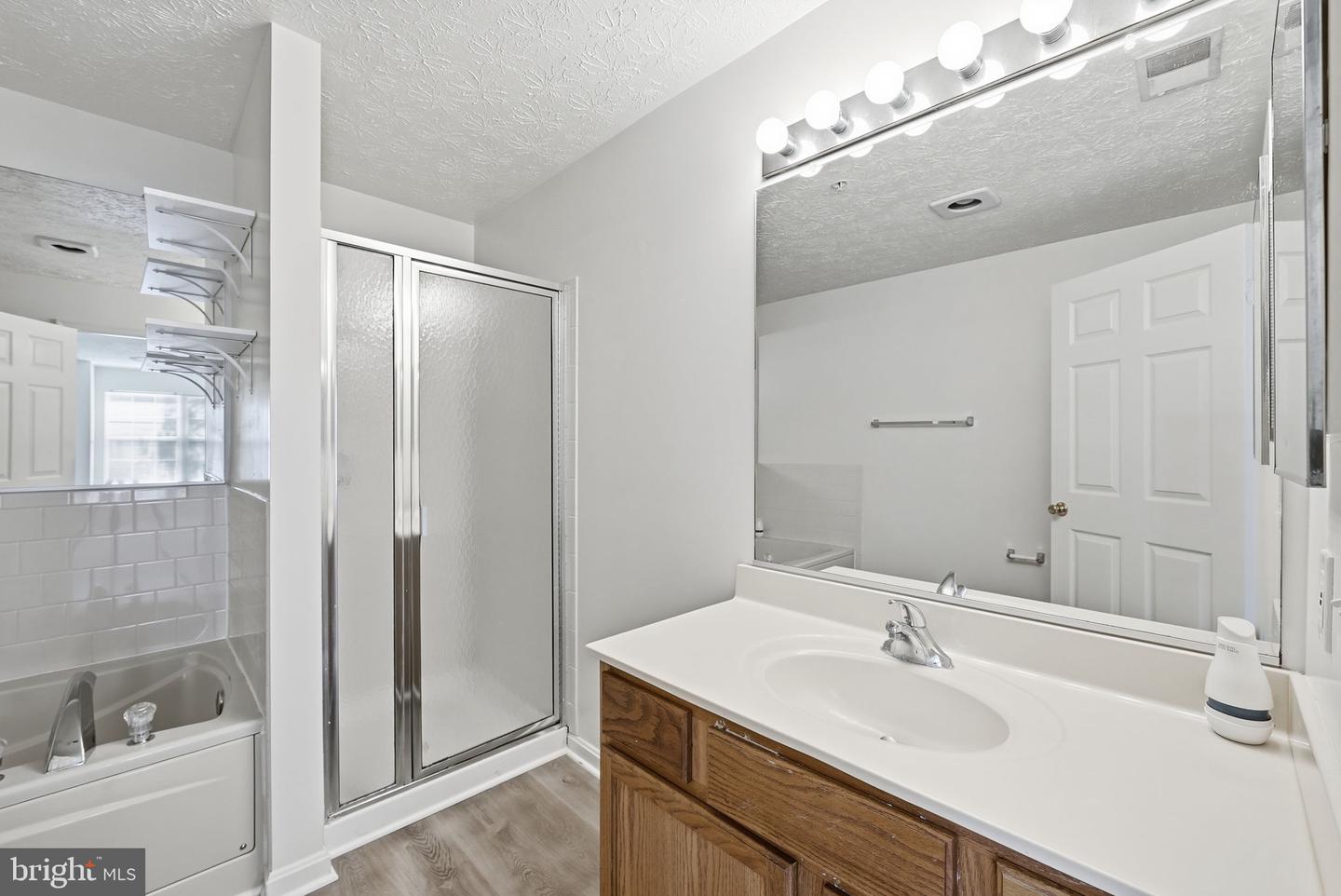 3702 Excalibur Ct #203 Property Photo 20