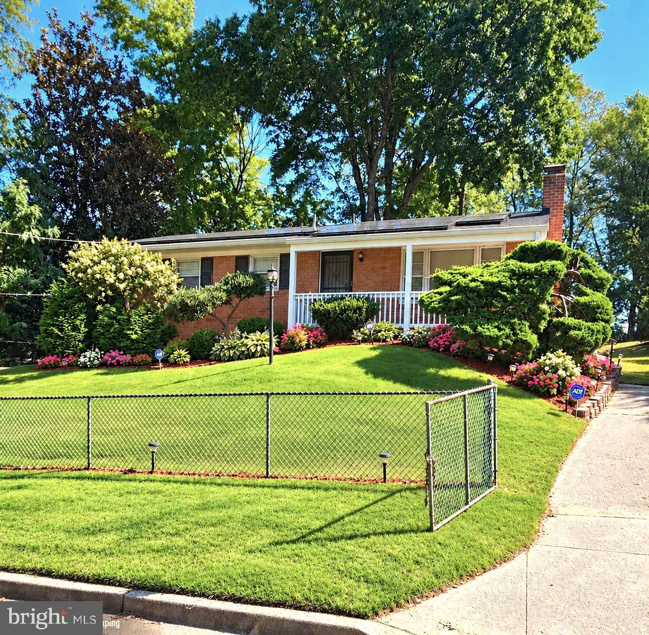 7302 EPPING AVE Property Photo 1