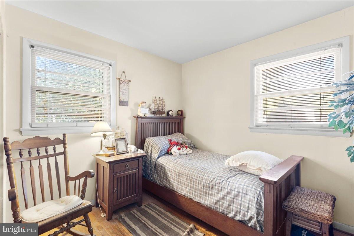 7302 Epping Ave Property Photo 18