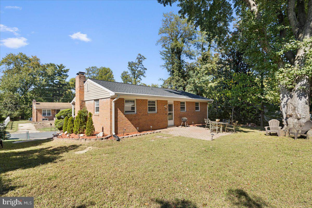 7302 Epping Ave Property Photo 29