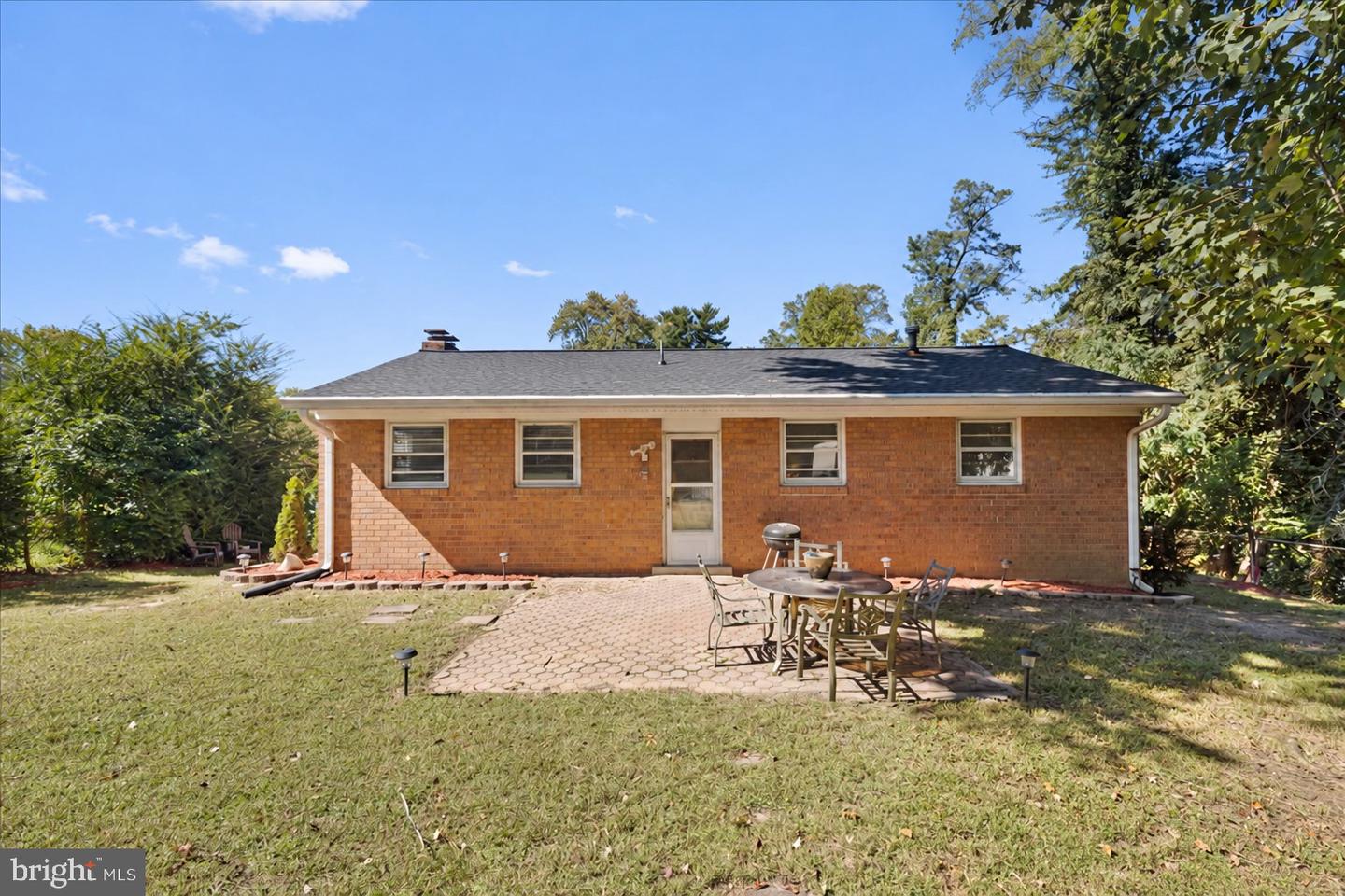 7302 Epping Ave Property Photo 30
