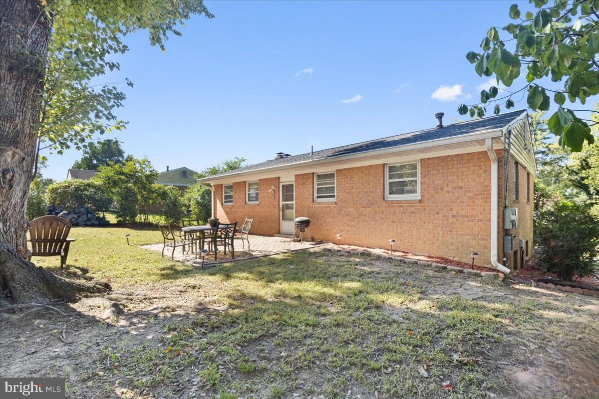 7302 Epping Ave Property Photo 31