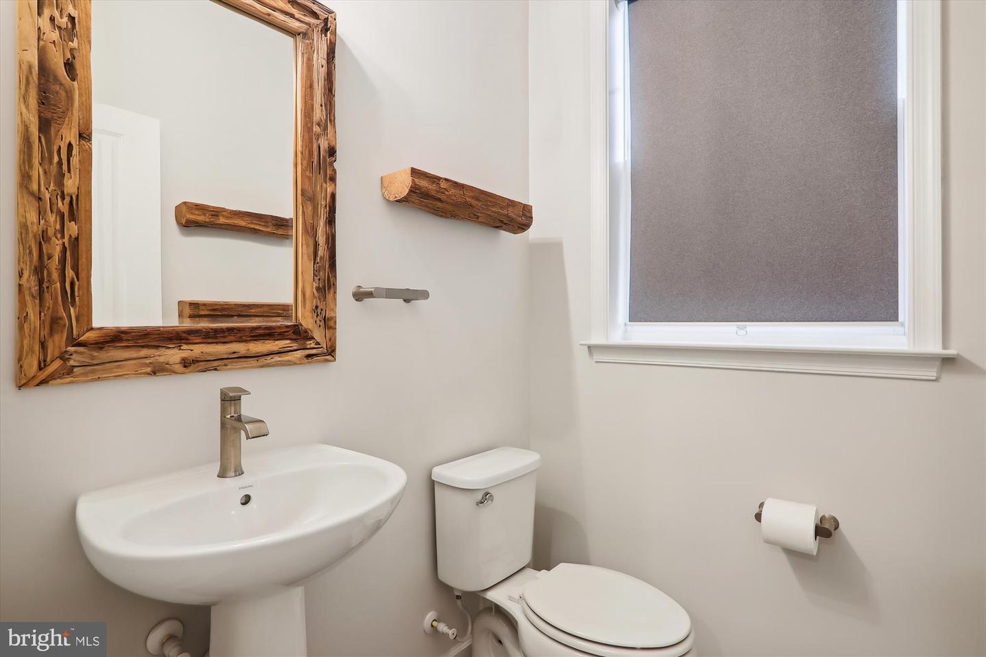 625 Leigh Way Property Photo 19