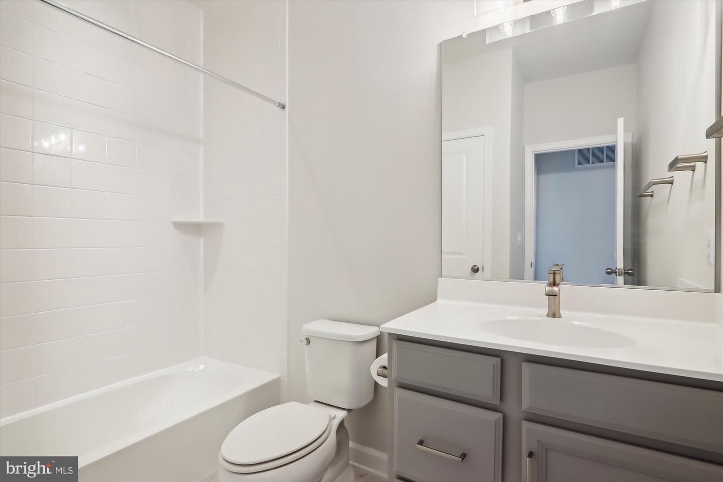 625 Leigh Way Property Photo 27