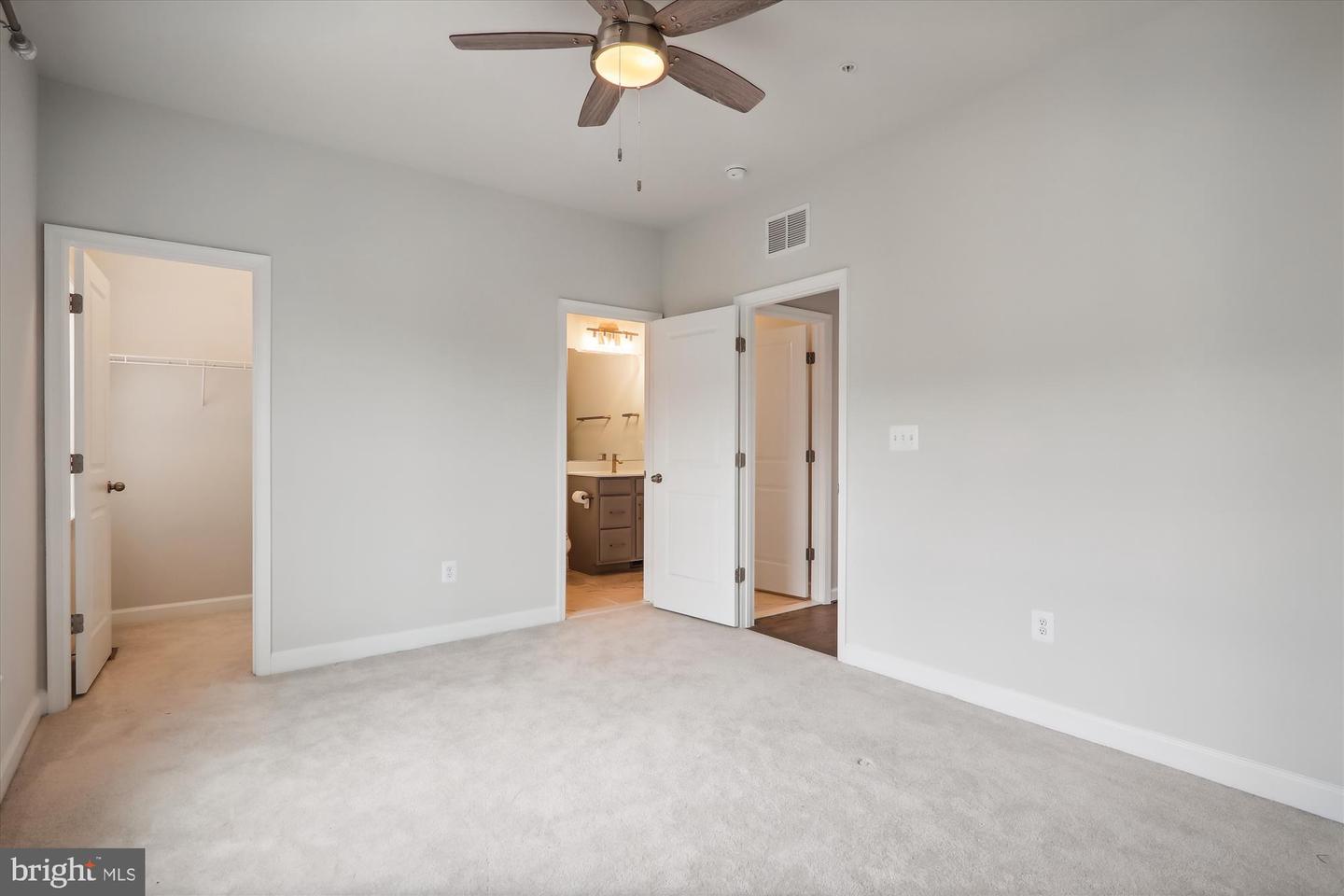 625 Leigh Way Property Photo 29