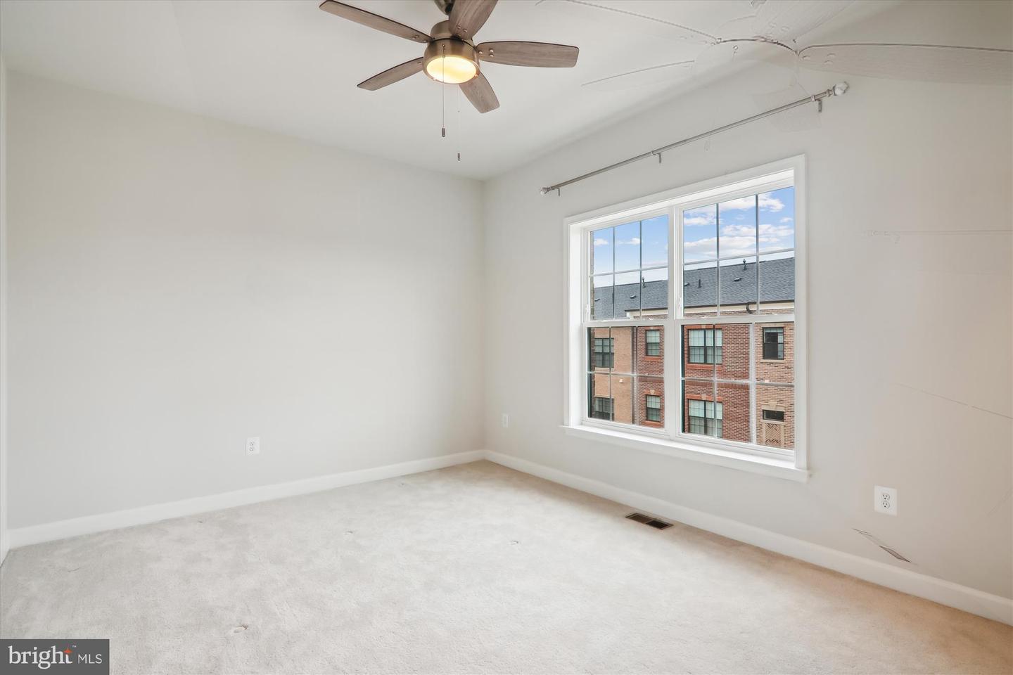 625 Leigh Way Property Photo 30