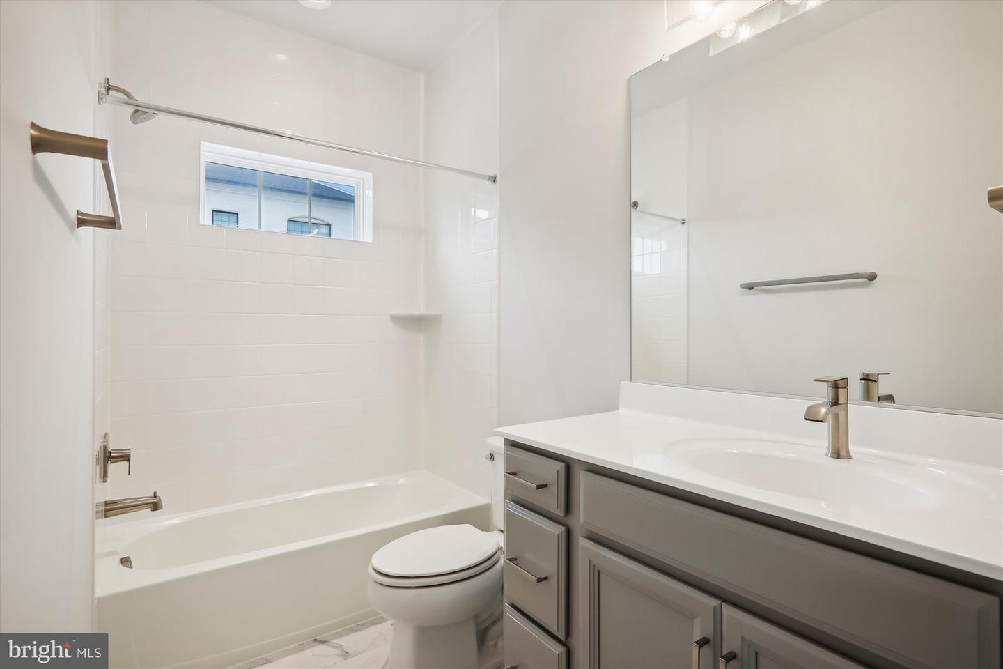 625 Leigh Way Property Photo 31