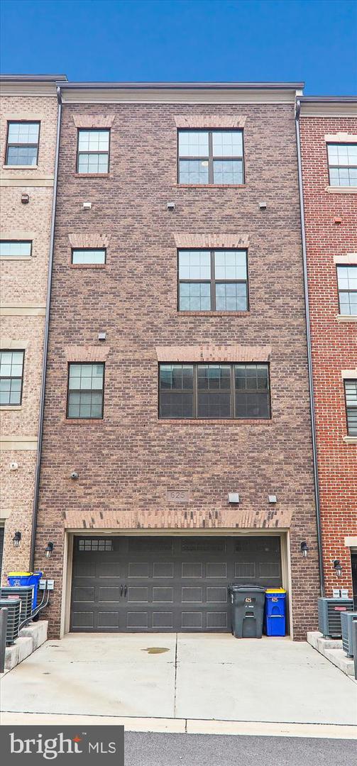 625 Leigh Way Property Photo 39