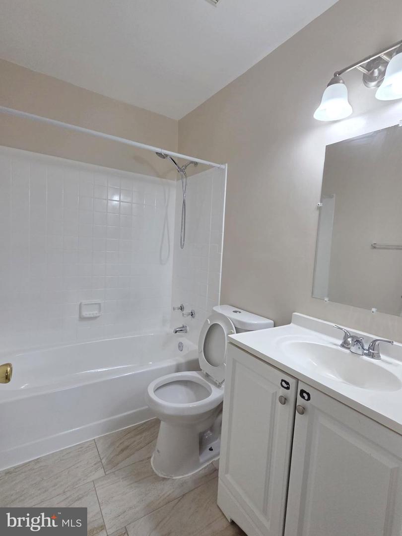 15001 Wheatland Pl Property Photo 8